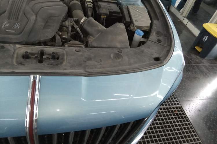 Used Hongqi H5 2023 2.0T Automatic Smart Connect Flagship Edition Engine Bay Left