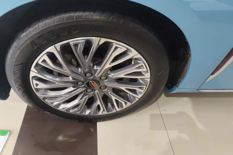 Used Hongqi H5 2023 2.0T Automatic Smart Connect Flagship Edition Exterior 4