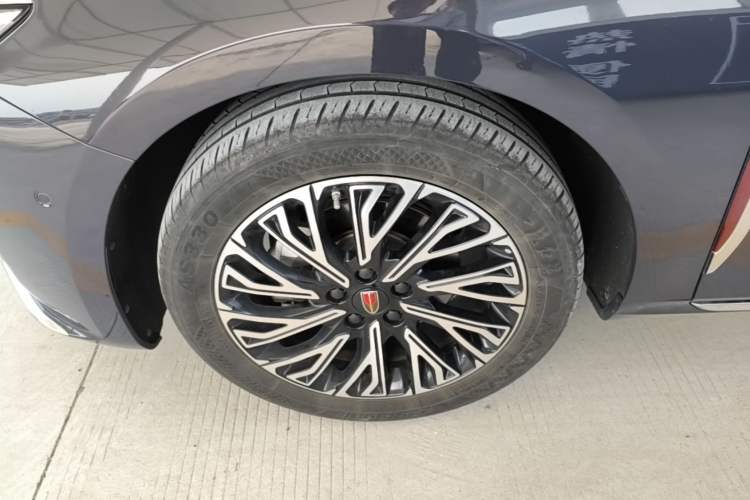 Used Hongqi H5 2023 2.0T Automatic Smart Connect Flagship Edition Exterior 4