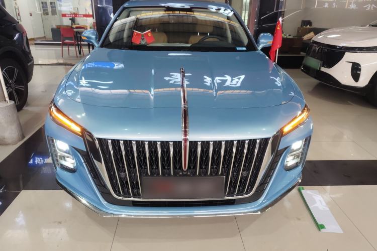 Used Hongqi H5 2023 2.0T Automatic Smart Connect Flagship Edition Front