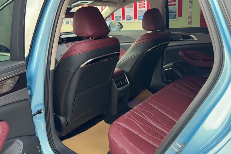 Used Hongqi H5 2023 2.0T Automatic Smart Connect Flagship Edition Interior 1
