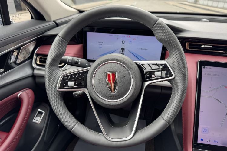 Used Hongqi H5 2023 2.0T Automatic Smart Connect Flagship Edition Interior 4