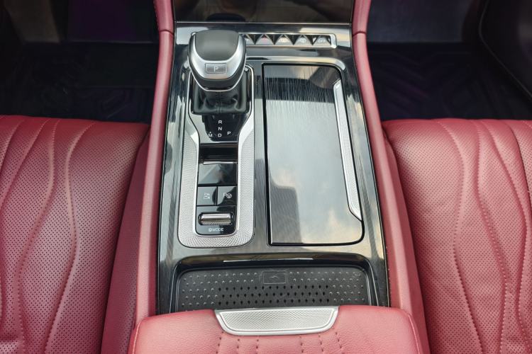Used Hongqi H5 2023 2.0T Automatic Smart Connect Flagship Edition Interior 6