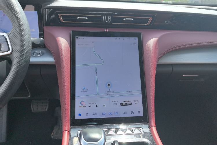Used Hongqi H5 2023 2.0T Automatic Smart Connect Flagship Edition Interior 8