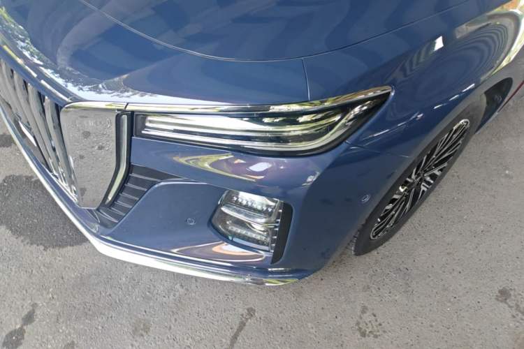 Used Hongqi H5 2023 2.0T Automatic Smart Connect Flagship Edition Left Front Headlight