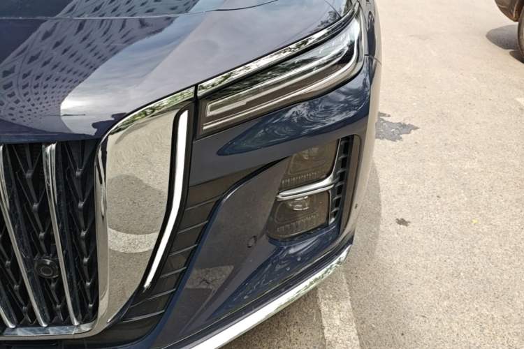Used Hongqi H5 2023 2.0T Automatic Smart Connect Flagship Edition Left Front Headlight