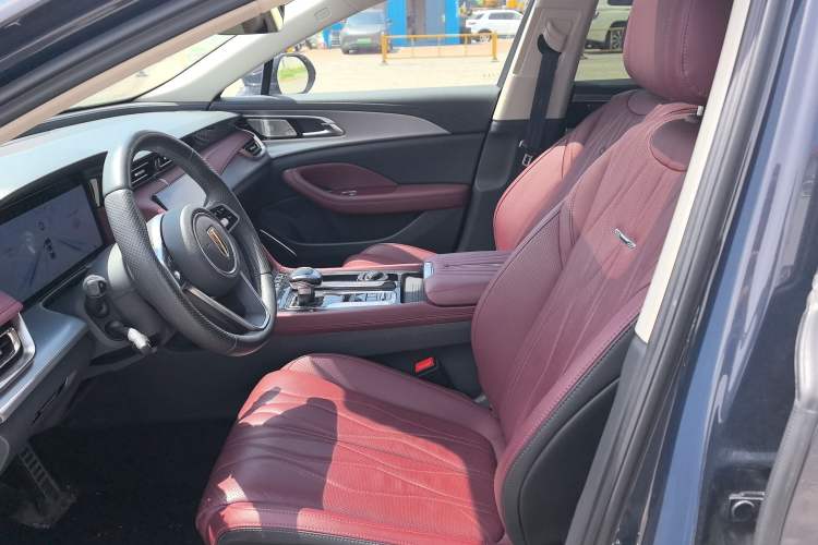 Used Hongqi H5 2023 2.0T Automatic Smart Connect Flagship Edition Left Front Seat