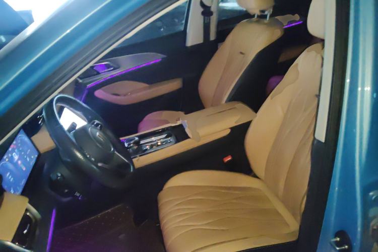 Used Hongqi H5 2023 2.0T Automatic Smart Connect Flagship Edition Left Front Seat