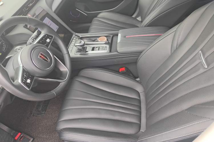 Used Hongqi H5 2023 2.0T Automatic Smart Connect Flagship Edition Left Front Seat