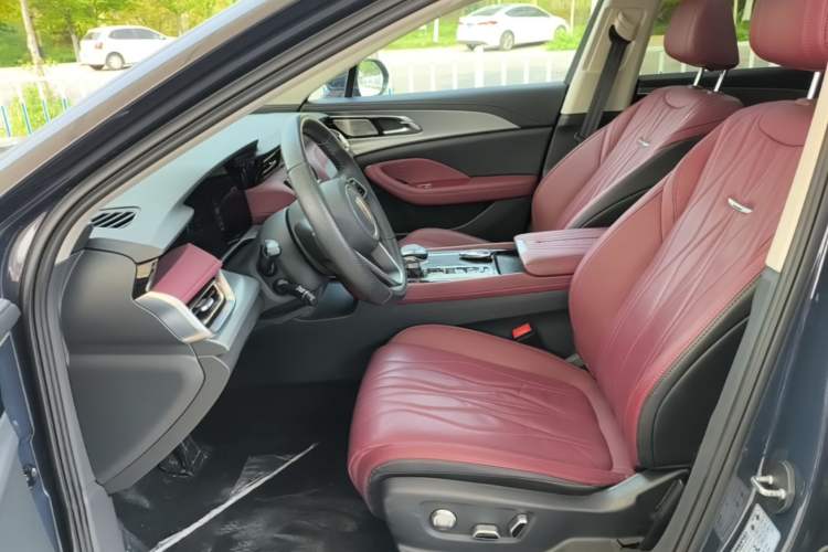 Used Hongqi H5 2023 2.0T Automatic Smart Connect Flagship Edition Left Front Seat