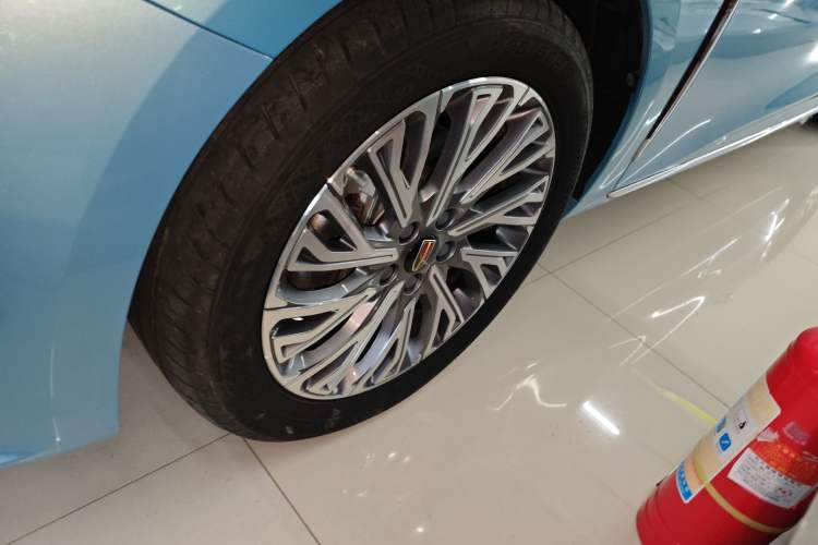 Used Hongqi H5 2023 1.5T HEV Smart Connect Flagship Edition Left Front Wheel Hub