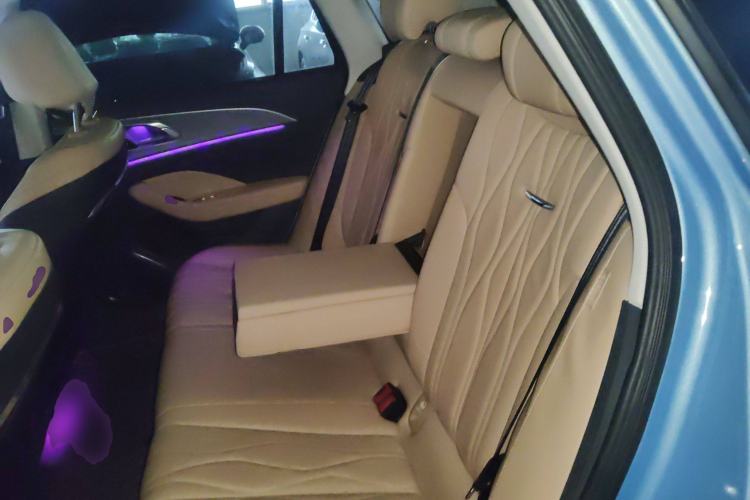 Used Hongqi H5 2023 2.0T Automatic Smart Connect Flagship Edition Left Rear Seat