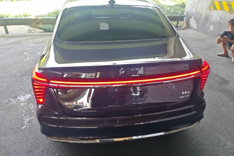 Used Hongqi H5 2023 2.0T Automatic Smart Connect Flagship Edition Rear