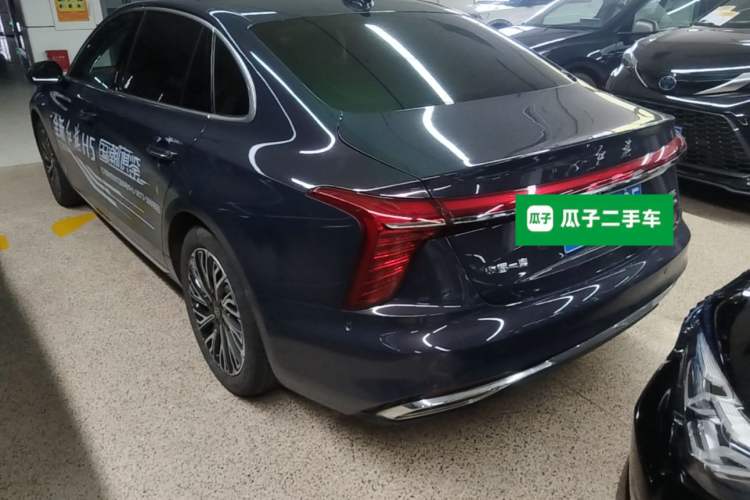 Used Hongqi H5 2023 2.0T Automatic Smart Connect Flagship Edition Rear Left 45 Deg