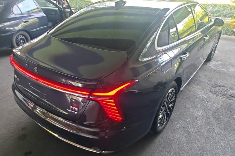 Used Hongqi H5 2023 2.0T Automatic Smart Connect Flagship Edition Rear Right 45 Deg