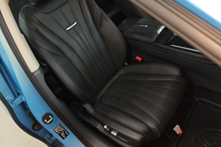 Used Hongqi H5 2023 1.5T HEV Smart Connect Flagship Edition Right Front Seat