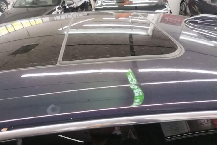 Used Hongqi H5 2023 2.0T Automatic Smart Connect Flagship Edition Roof