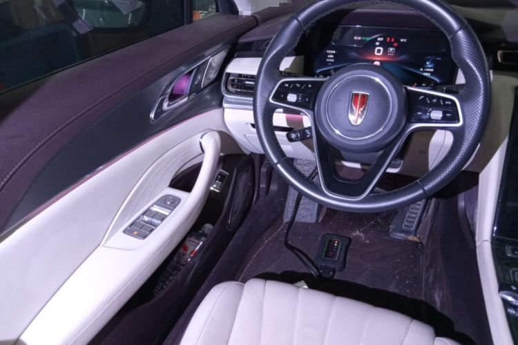 Used Hongqi H5 2023 2.0T Automatic Smart Connect Flagship Edition Steering Wheel