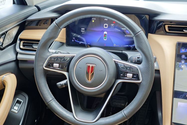 Used Hongqi H5 2023 2.0T Automatic Smart Connect Flagship Edition Steering Wheel