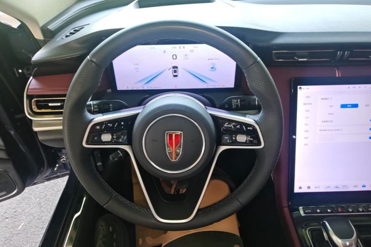 Used Hongqi H5 2023 2.0T Automatic Smart Connect Flagship Edition Steering Wheel