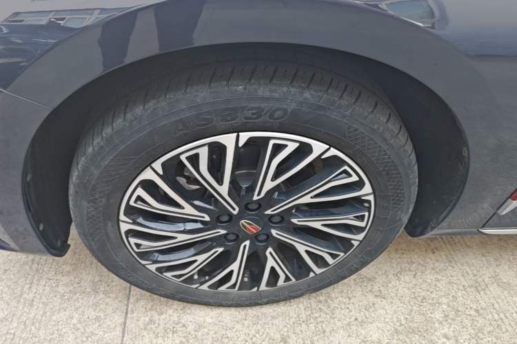 Used Hongqi H5 2023 2.0T Automatic Smart Connect Flagship Edition Exterior 4