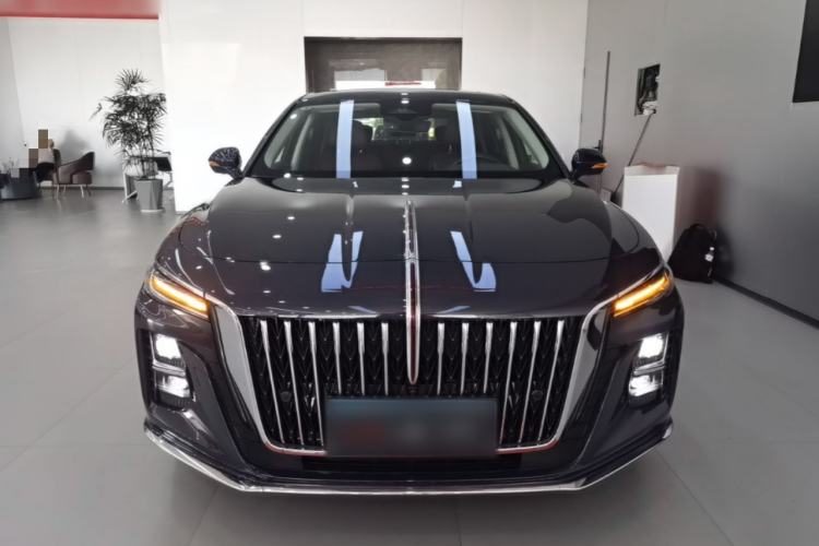 Used Hongqi H5 2023 2.0T Automatic Smart Connect Flagship Edition Front