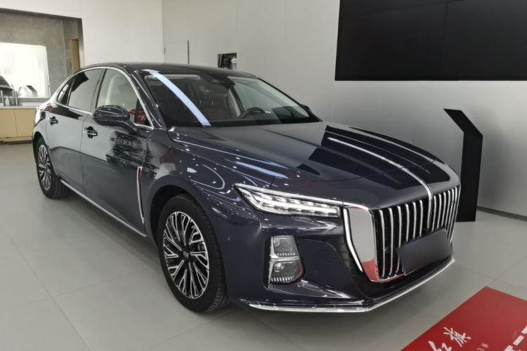 Used Hongqi H5 2023 2.0T Automatic Smart Connect Flagship Edition Front Right 45 Deg