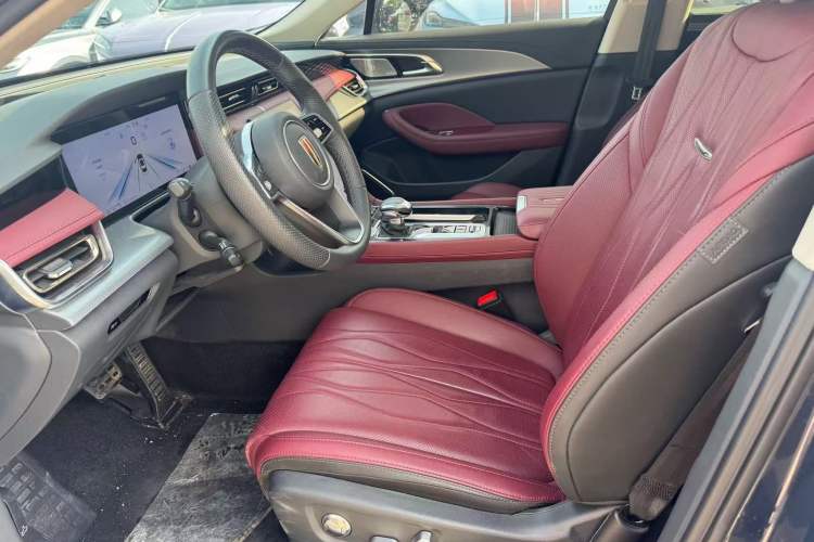 Used Hongqi H5 2023 2.0T Automatic Smart Connect Flagship Edition Interior 2