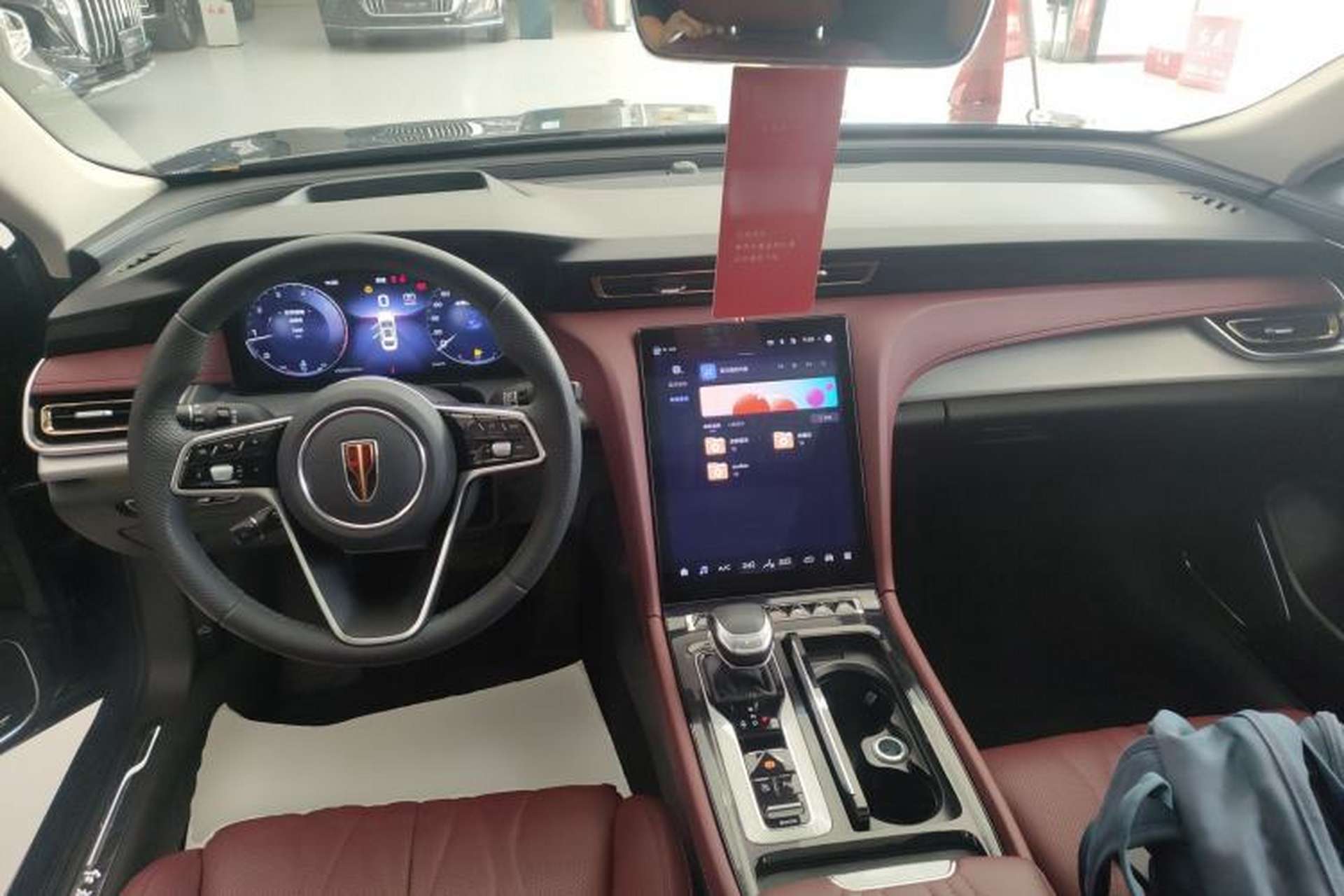 Used Hongqi H5 2023 2.0T Automatic Smart Connect Flagship Edition Interior 2