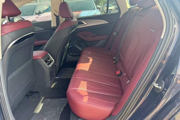 Used Hongqi H5 2023 2.0T Automatic Smart Connect Flagship Edition Interior 3