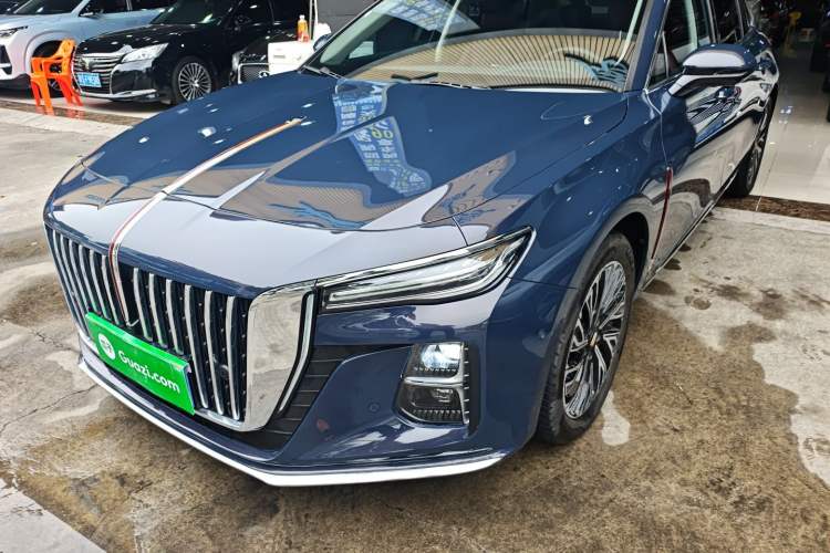 Used Hongqi H5 2023 2.0T Automatic Smart Connect Flagship Edition Left Front Headlight