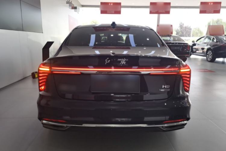 Used Hongqi H5 2023 2.0T Automatic Smart Connect Flagship Edition Rear