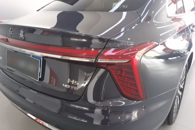 Used Hongqi H5 2023 2.0T Automatic Smart Connect Flagship Edition Right Rear Taillight