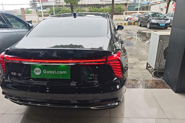 Used Hongqi H5 2023 2.0T Automatic Smart Connect Flagship Edition Right Rear Taillight