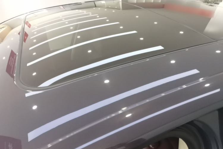 Used Hongqi H5 2023 2.0T Automatic Smart Connect Flagship Edition Roof