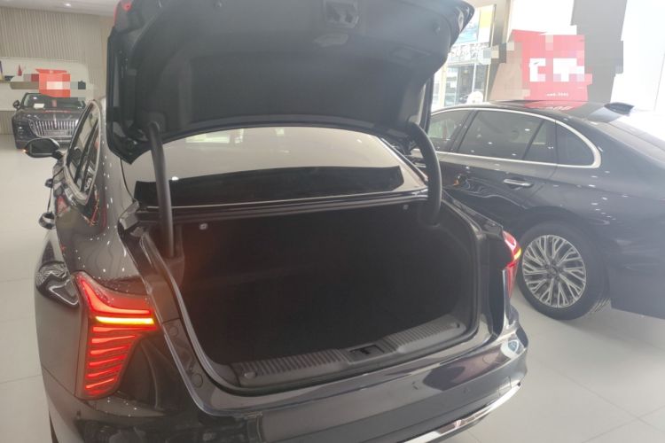 Used Hongqi H5 2023 2.0T Automatic Smart Connect Flagship Edition Trunk