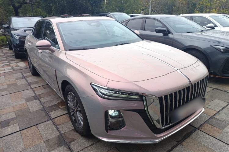 Used Hongqi H5 2023 2.0T Automatic Smart Connect Flagship Edition Front Right 45 Deg