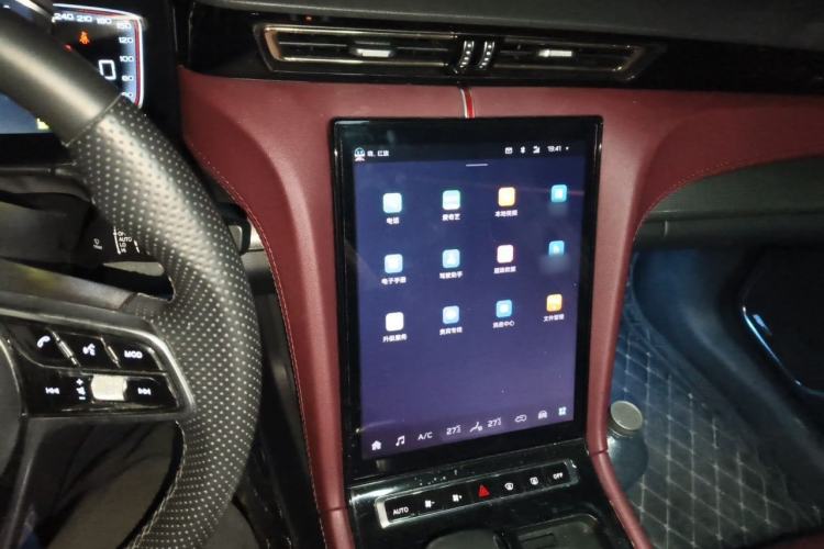Used Hongqi H5 2023 1.5T DCT Smart Connect Flagship Edition Audio And AC Panel