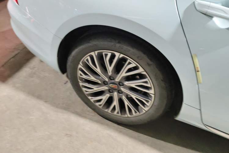 Used Hongqi H5 2023 2.0T Automatic Smart Connect Flagship Edition Exterior 5