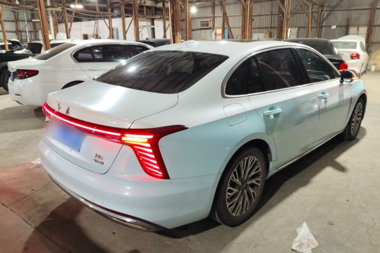 Used Hongqi H5 2023 2.0T Automatic Smart Connect Flagship Edition Rear Right 45 Deg