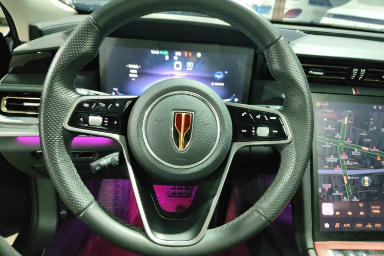 Used Hongqi H5 2023 2.0T Automatic Smart Connect Flagship Edition Steering Wheel