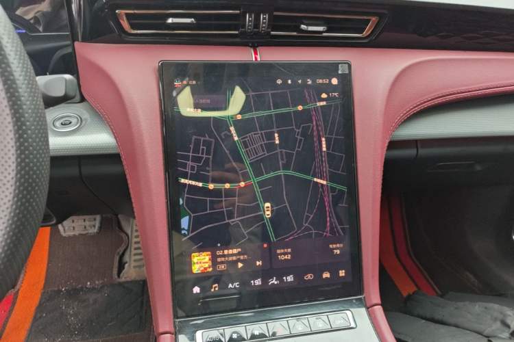 Used Hongqi H5 2023 2.0T Automatic Smart Connect Flagship Edition Audio And AC Panel