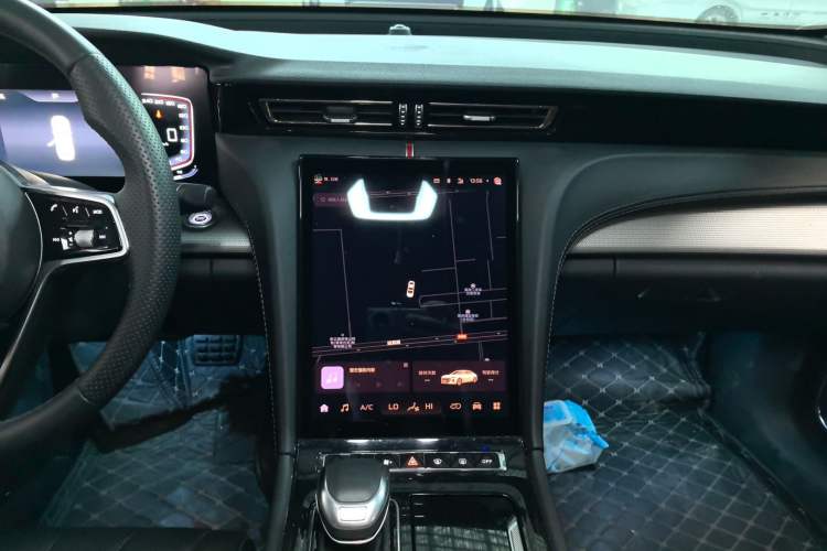 Used Hongqi H5 2023 1.5T DCT Smart Connect Flagship Edition Audio And AC Panel