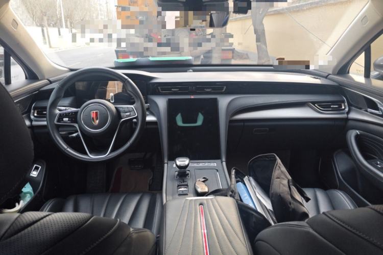 Used Hongqi H5 2023 1.5T DCT Smart Connect Flagship Edition Center Console