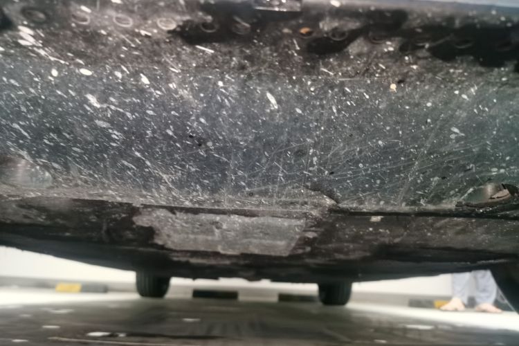 Used Hongqi H5 2023 2.0T Automatic Smart Connect Flagship Edition Chassis Front