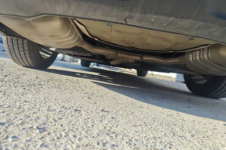 Used Hongqi H5 2023 2.0T Automatic Smart Connect Flagship Edition Chassis Rear