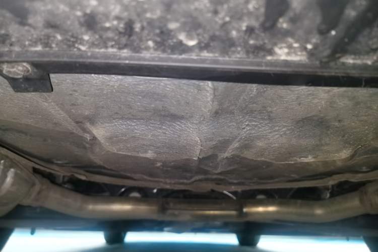 Used Hongqi H5 2023 2.0T Automatic Smart Connect Flagship Edition Chassis Rear