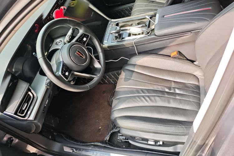 Used Hongqi H5 2023 2.0T Automatic Smart Connect Flagship Edition Driver Seat