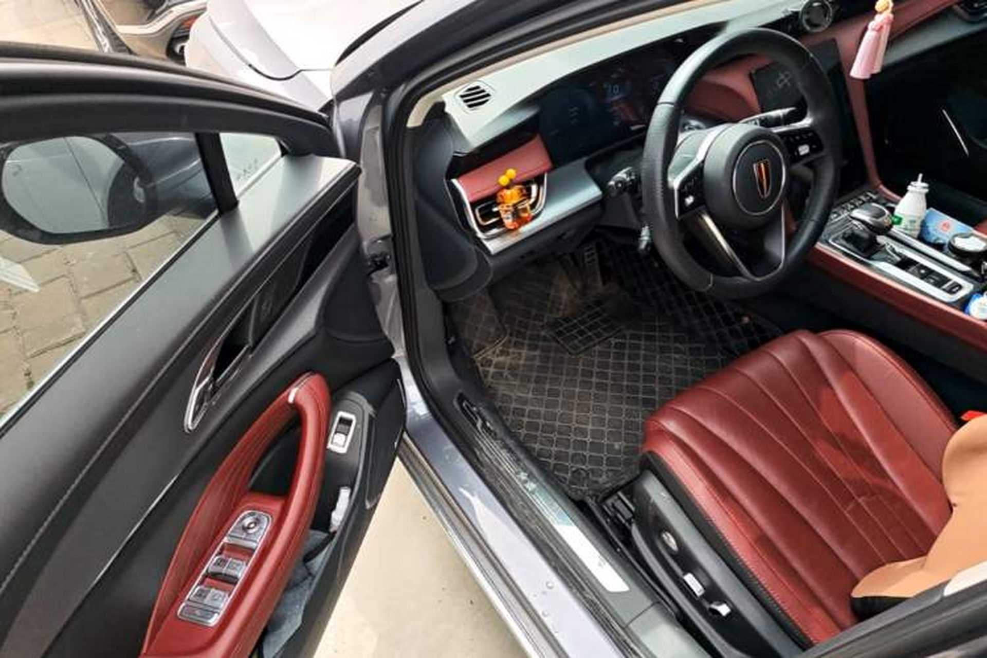 Used Hongqi H5 2023 2.0T Automatic Smart Connect Flagship Edition Driver Seat
