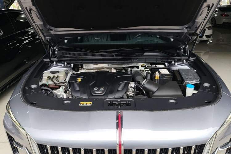 Used Hongqi H5 2023 2.0T Automatic Smart Connect Flagship Edition Engine Bay